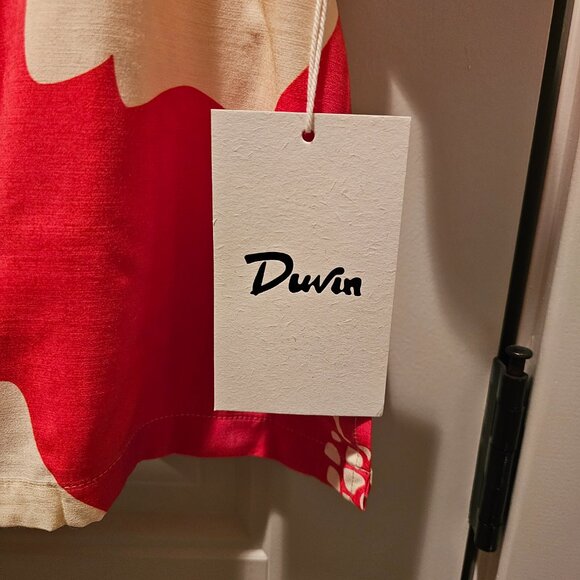 DUVIN - TROUBLE IN PARADISE CROP BUTTON UP SHIRT - RED - SMALL - NEW WITH TAGS - Picture 2 of 6